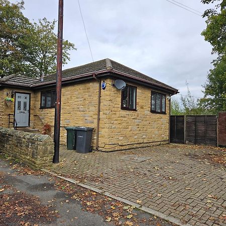 Lister Park Bradford 2Bed Detached Cottage House Parking Cinema Screen Games Room Екстер'єр фото